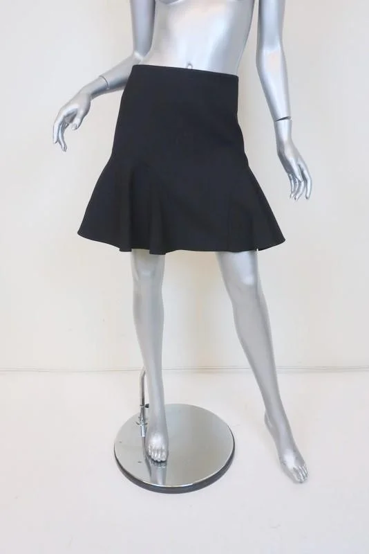 Victoria Victoria Beckham Ruffled Mini Skirt Black Wool-Blend Size US 2 elastic waist skirt