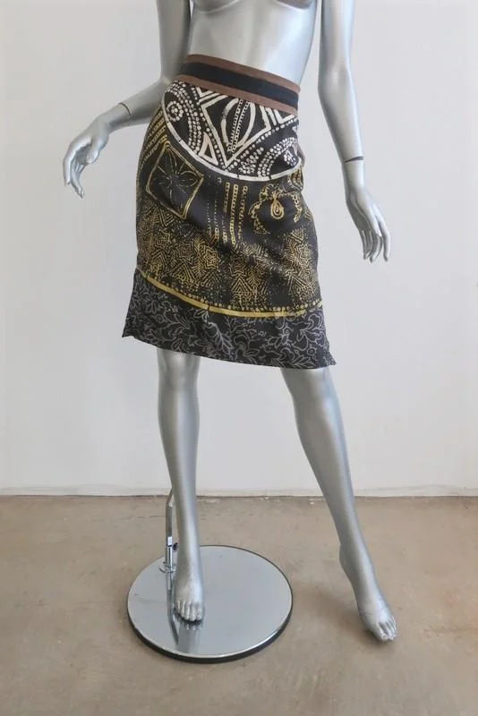 Etro Skirt Black Printed Silk Twill Size 42 ruffled skirt detail