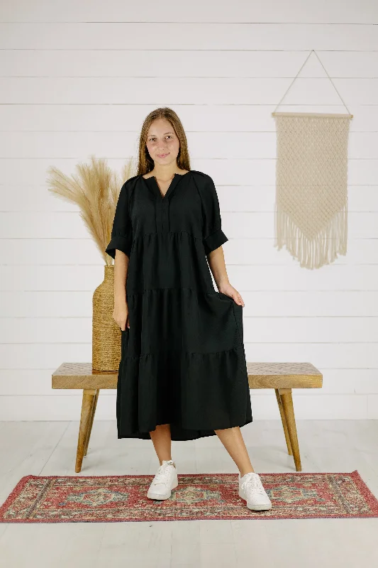Alivia Tiered Dress - Black Tunics Trendy modern