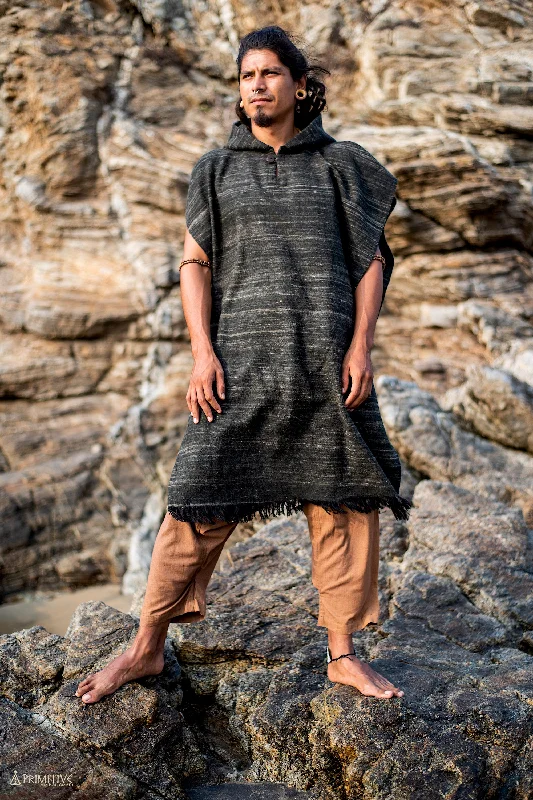 Himalayan Wool Poncho ⋙ with Hoodie ⋙ Hoodie with Hem Embroidery Detailed Premium