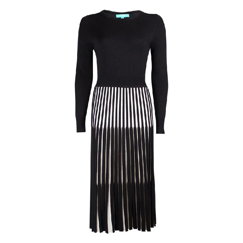 Lewes Dress Black/Cream Off-the-shoulder Chic Trendy