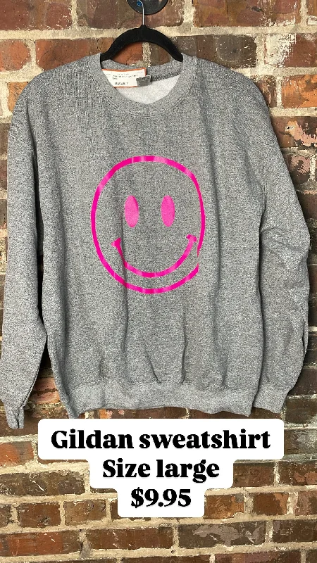 Gildan sweatshirt Hoodie with Hood Adjustable Protection