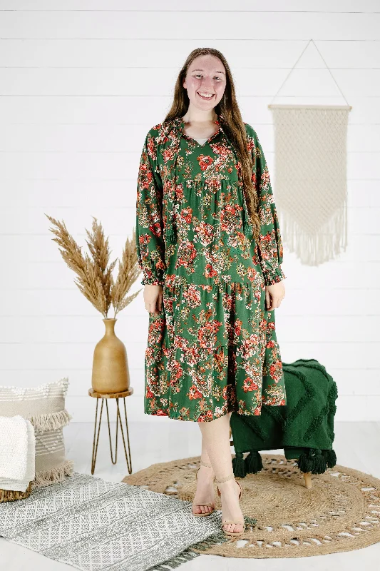Avril Floral Dress - Hunter Green sweetheart Neckline Romantic
