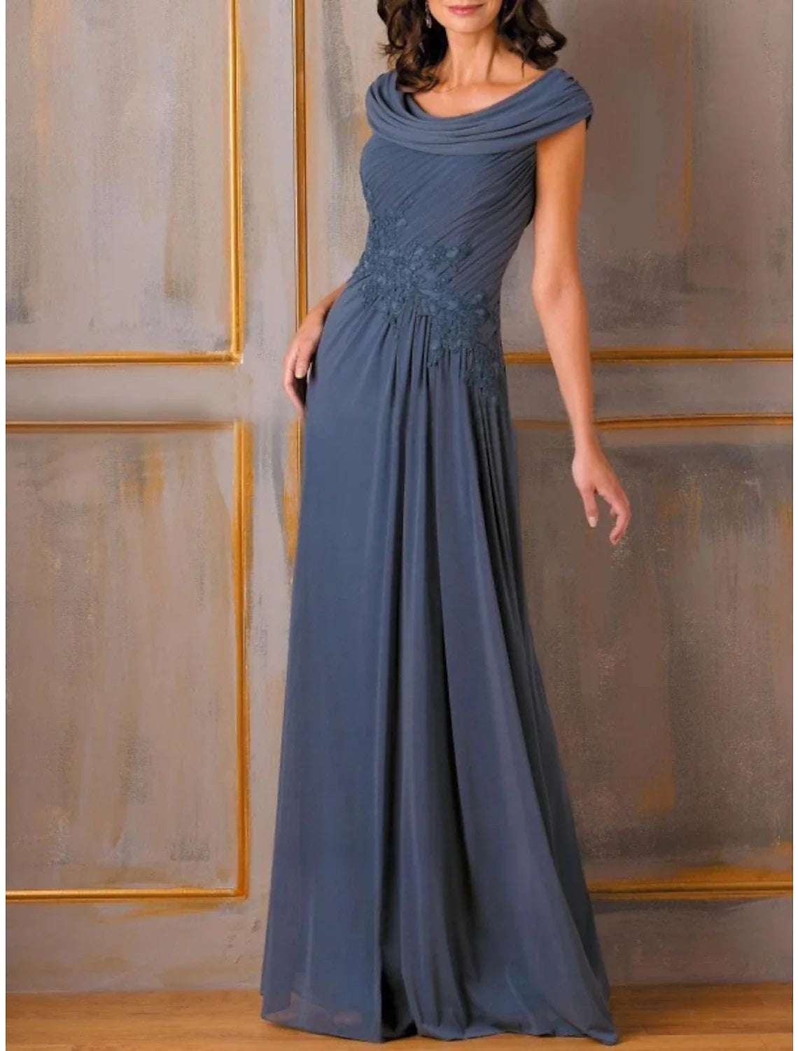 A-Line Evening Gown Party Dress Elegant Dress Formal Fall Floor Length Short Sleeve Scoop Neck Chiffon with Pleats Ruched Appliques Tunics Bridal satin