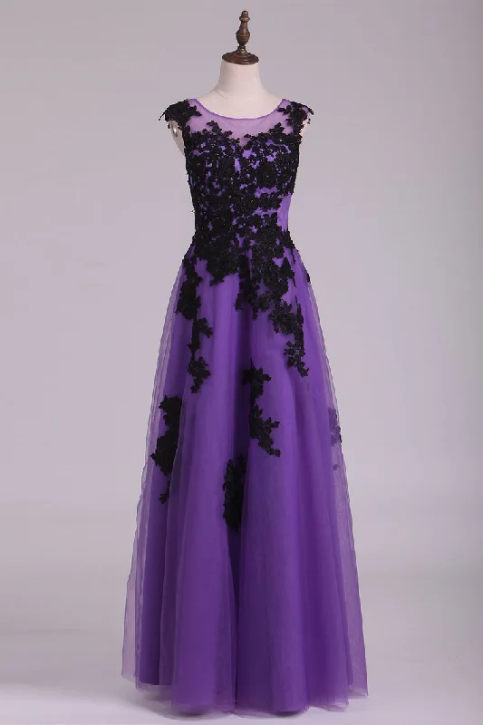 Tulle Evening Dresses Bateau Cap Sleeves A Line With Applique And Beads