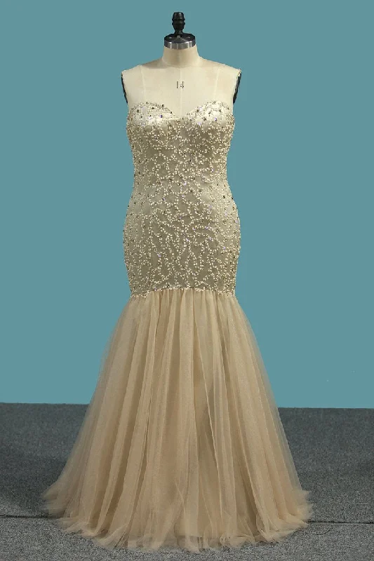 Sweetheart Mermaid Prom Dress Modest Beaded And Fitted Bodice With Tulle Skirt