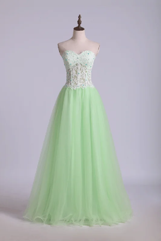 Sweetheart Prom Dress A Line Tulle Skirt With White Applique & Beads
