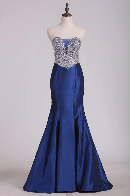 Sweetheart Beaded Bodice Mermaid Taffeta Prom Dresses Floor Length