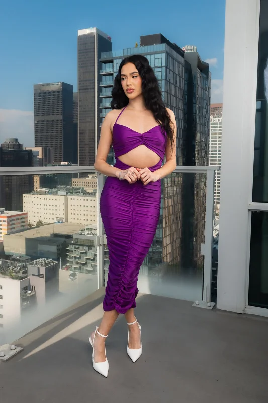 Spaghetti Strap V-Neck Cut Out Center Ruched Long  Dress With Zipper Back (D2075)