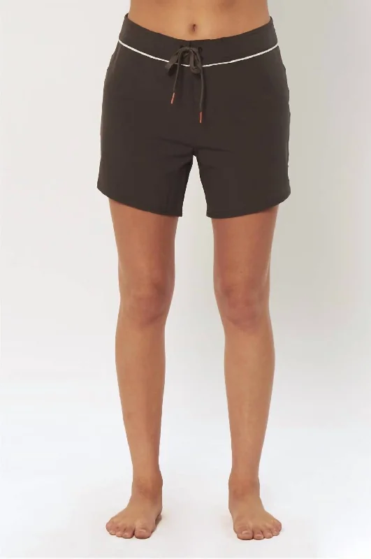 Womens Current 5"" Boardshort In Black Fade